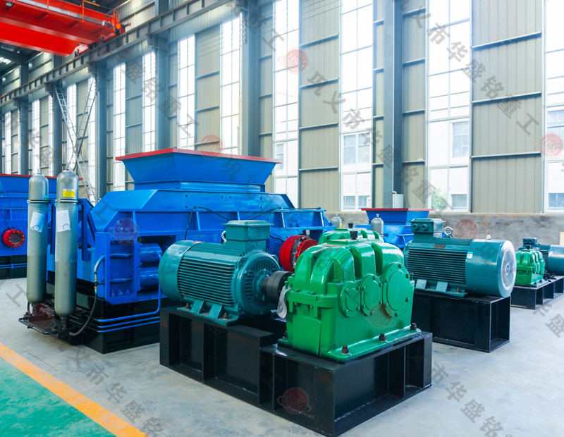 石英砂加工什么設(shè)備好？對輥制砂機多少錢一臺？