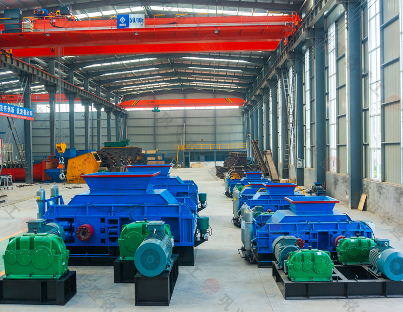 鉀長(zhǎng)石液壓對(duì)輥制砂機(jī)制砂效果怎么樣？多少錢 ？