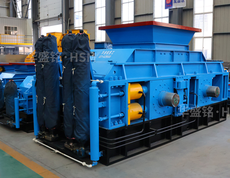 河卵石制砂對輥設備都包含有哪些？河南制砂機求大概報價!